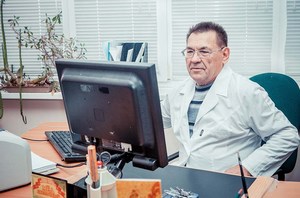 Руководитель лаборатории профессор Ломаев Г.В.