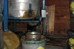 Радиальная, электрическая медогонка от 16 до 32 рамок на 300мм