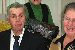 Глазов. Пчеловод Юминов Юрий Григорьевич